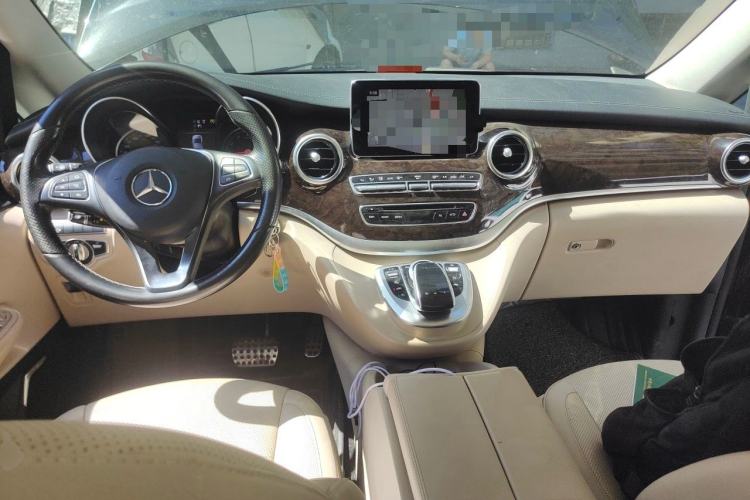 Used Mercedes-Benz V-Class 2018 V 260 L Prestige Extended Version China V Center Console