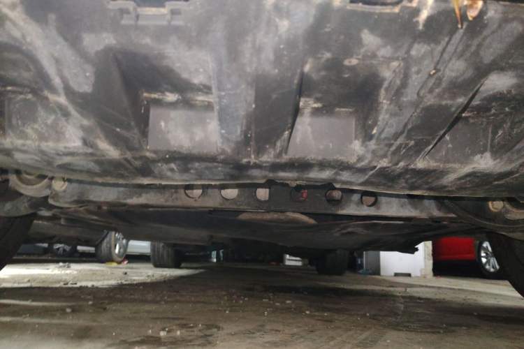 Used Mercedes-Benz V-Class 2018 V 260 Avantgarde Edition China VI Chassis Front