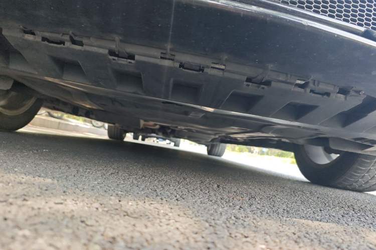 Used Mercedes-Benz V-Class 2018 V 260 Avantgarde Edition China VI Chassis Front