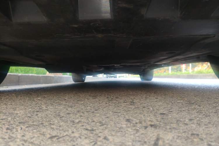 Used Mercedes-Benz V-Class 2018 V 260 Avantgarde Edition China VI Chassis Front