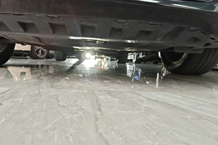 Used Mercedes-Benz V-Class 2018 V 260 Avantgarde Edition China VI Chassis Front