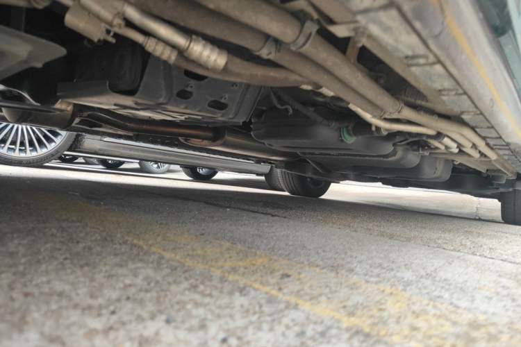 Used Mercedes-Benz V-Class 2018 V 260 L Prestige Extended Version China VI Chassis Front Left