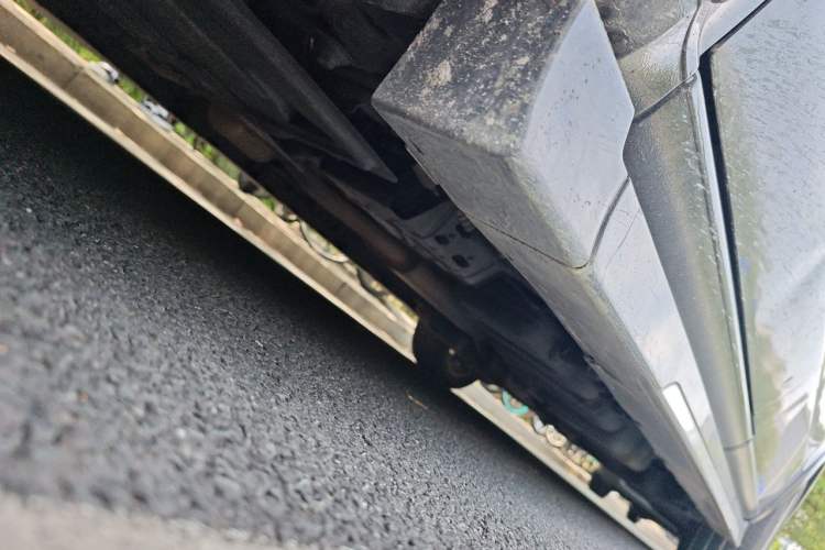 Used Mercedes-Benz V-Class 2018 V 260 Avantgarde Edition China VI Chassis Front Left