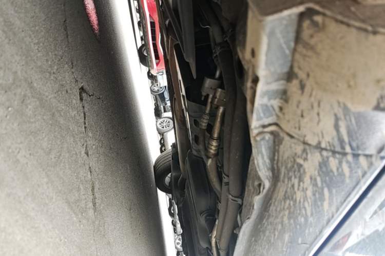 Used Mercedes-Benz V-Class 2018 V 260 Avantgarde Edition China VI Chassis Front Left