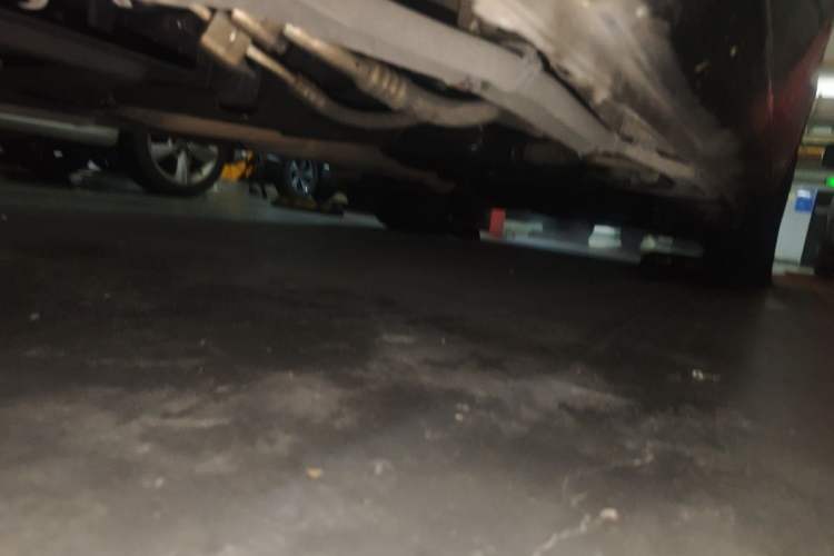 Used Mercedes-Benz V-Class 2018 V 260 Avantgarde Edition China VI Chassis Front Left