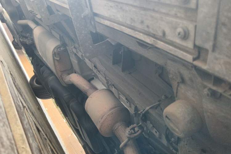 Used Mercedes-Benz V-Class  Chassis Front Right