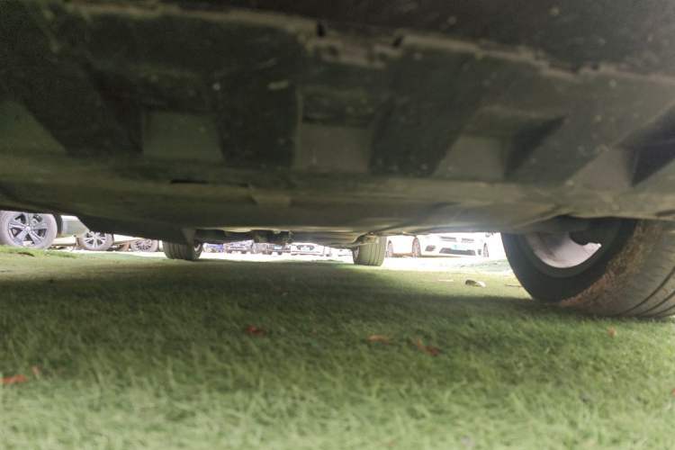 Used Mercedes-Benz V-Class 2018 V 260 Avantgarde Edition China VI Chassis Front Right