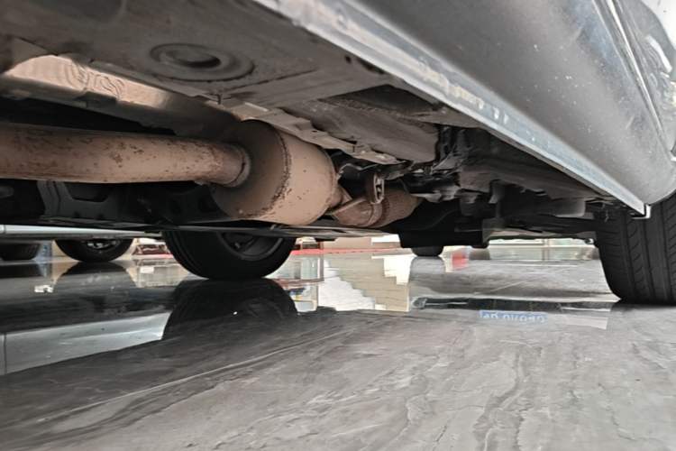 Used Mercedes-Benz V-Class 2018 V 260 Avantgarde Edition China VI Chassis Front Right