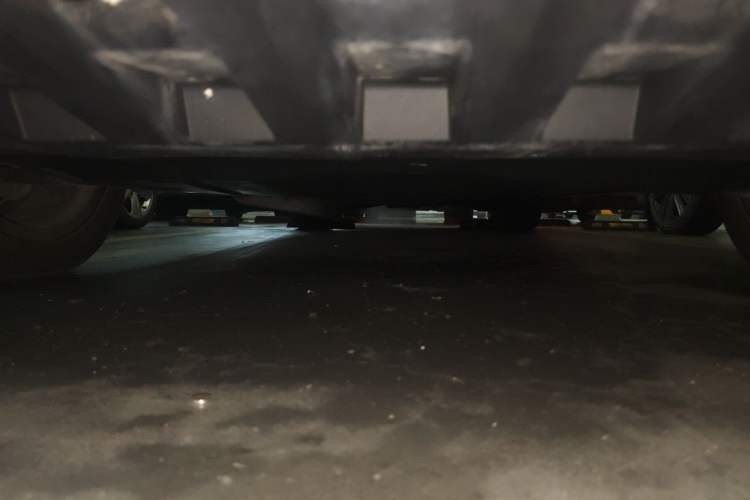 Used Mercedes-Benz V-Class 2018 V 260 Avantgarde Edition China VI Chassis Front