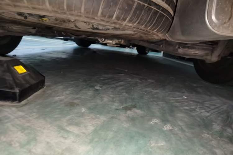 Used Mercedes-Benz V-Class 2018 V 260 L Prestige Extended Version China VI Chassis Rear