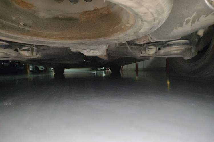 Used Mercedes-Benz V-Class  Chassis Rear