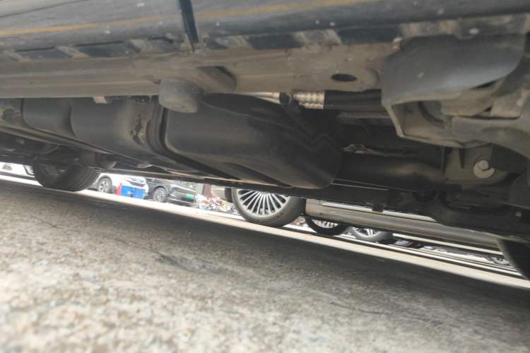 Used Mercedes-Benz V-Class 2018 V 260 L Prestige Extended Version China VI Chassis Rear Left