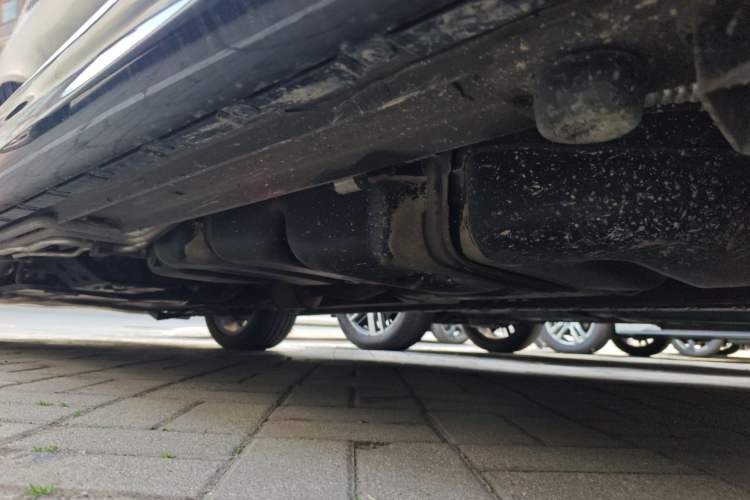 Used Mercedes-Benz V-Class 2018 V 260 Prestige Edition China VI Chassis Rear Left