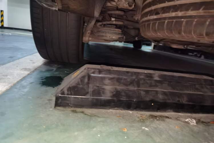 Used Mercedes-Benz V-Class 2018 V 260 L Prestige Extended Version China VI Chassis Rear Left