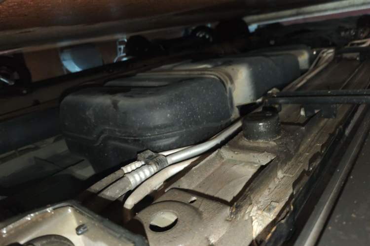 Used Mercedes-Benz V-Class 2018 V 260 L Prestige Extended Version China VI Chassis Rear Left