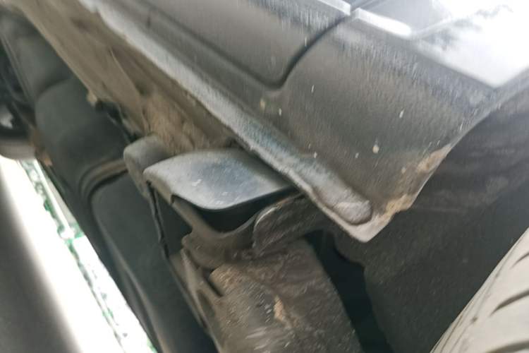 Used Mercedes-Benz V-Class 2018 V 260 Avantgarde Edition China VI Chassis Rear Left