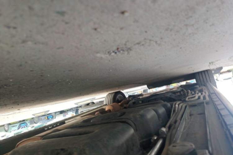 Used Mercedes-Benz V-Class 2018 V 260 L Prestige Extended Version China VI Chassis Rear Left