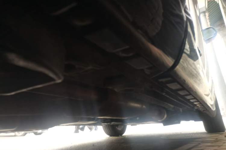 Used Mercedes-Benz V-Class 2018 V 260 L Prestige Extended Version China VI Chassis Rear Right