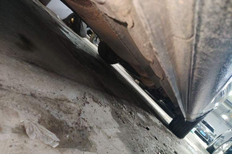 Used Mercedes-Benz V-Class 2018 V 260 Avantgarde Edition China VI Chassis Rear Right