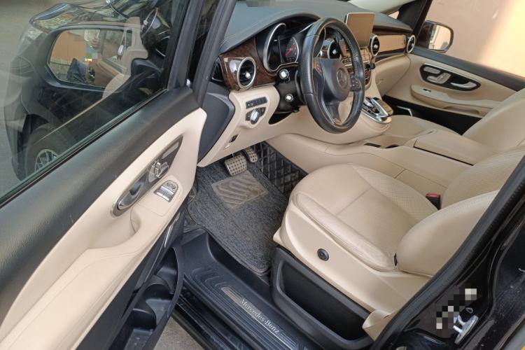 Used Mercedes-Benz V-Class 2018 V 260 L Prestige Extended Version China VI Driver Seat