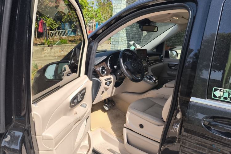 Used Mercedes-Benz V-Class 2018 V 260 Prestige Edition China VI Driver Seat