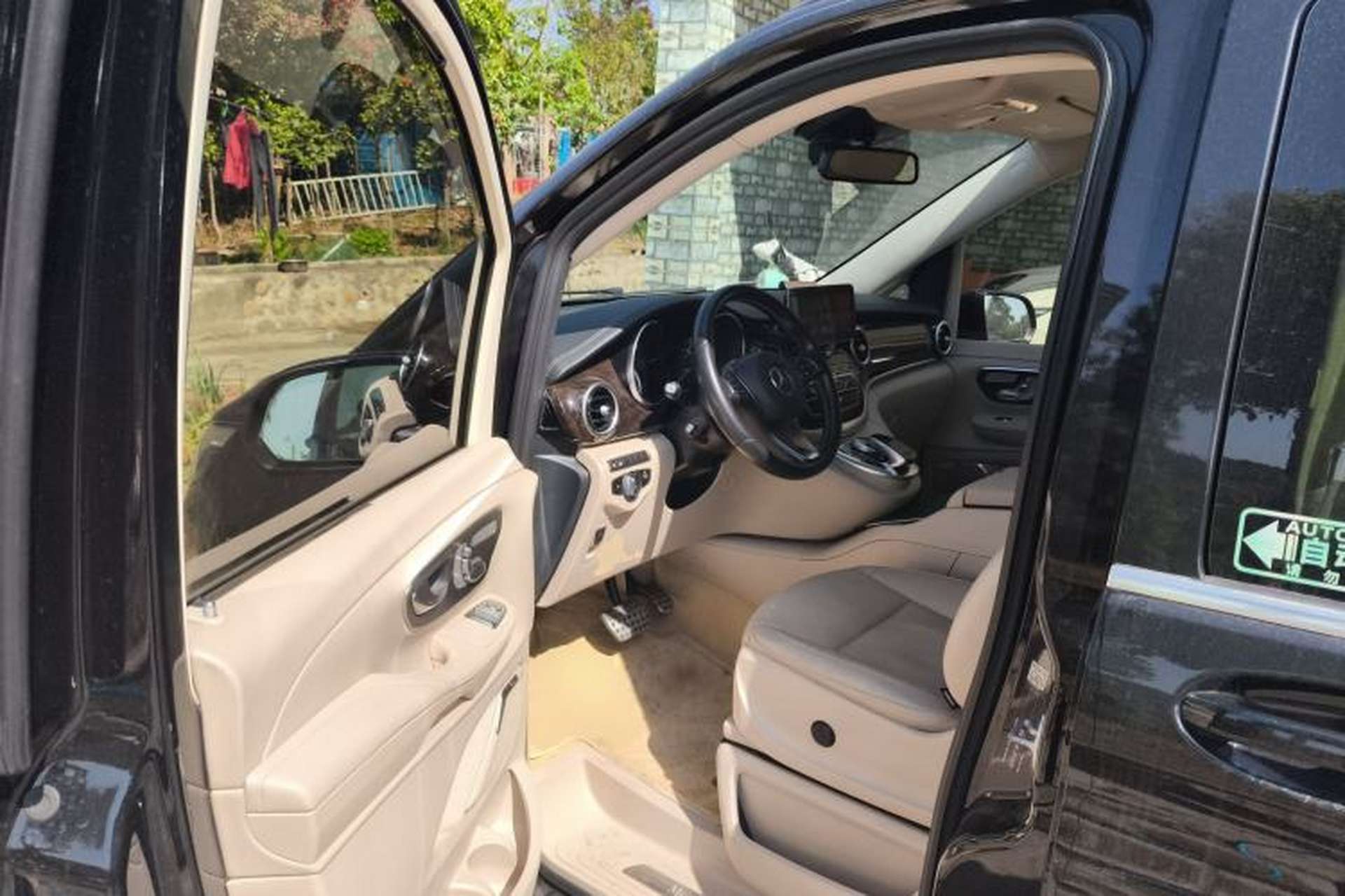 Used Mercedes-Benz V-Class 2018 V 260 Prestige Edition China VI Driver Seat