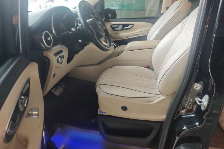 Used Mercedes-Benz V-Class 2018 V 260 L Prestige Extended Version China VI Driver Seat