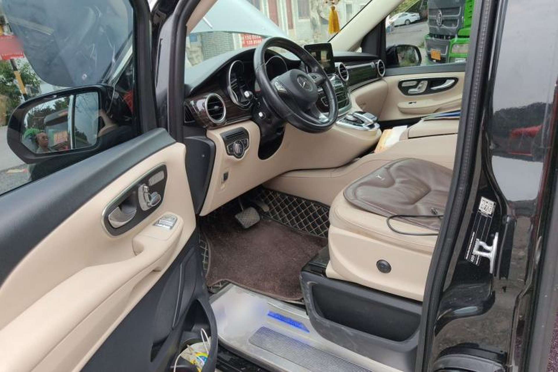 Used Mercedes-Benz V-Class 2018 V 260 Avantgarde Edition China V Driver Seat