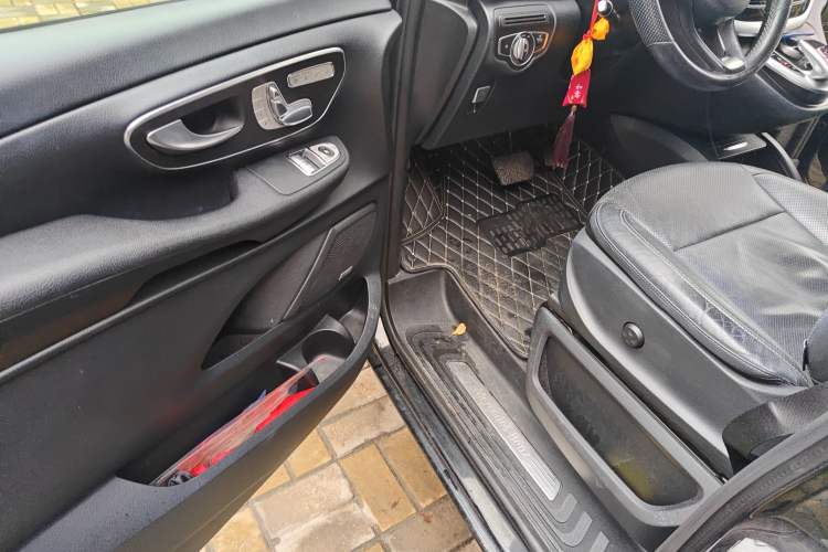 Used Mercedes-Benz V-Class 2018 V 260 Avantgarde Edition China V Driver Seat