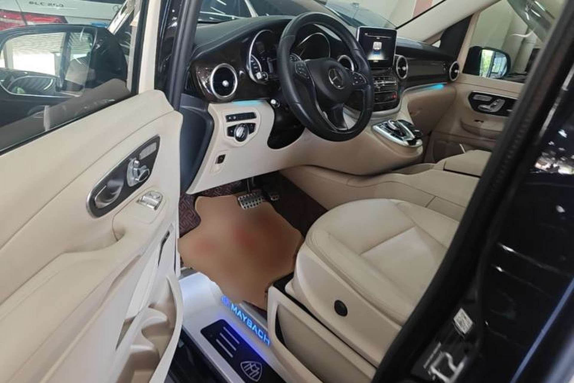 Used Mercedes-Benz V-Class 2018 V 260 L Prestige Extended Version China VI Driver Seat