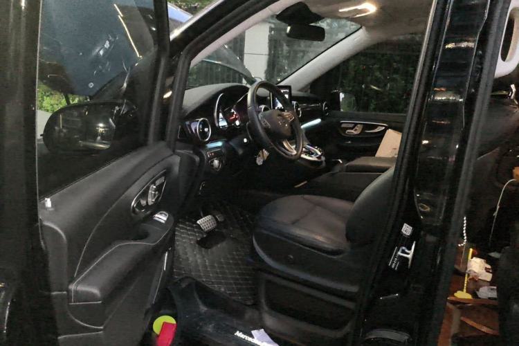 Used Mercedes-Benz V-Class 2018 V 260 Prestige Edition China VI Driver Seat