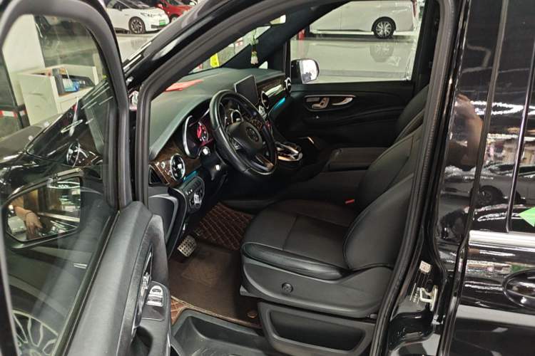 Used Mercedes-Benz V-Class 2018 V 260 Prestige Edition China V Driver Seat