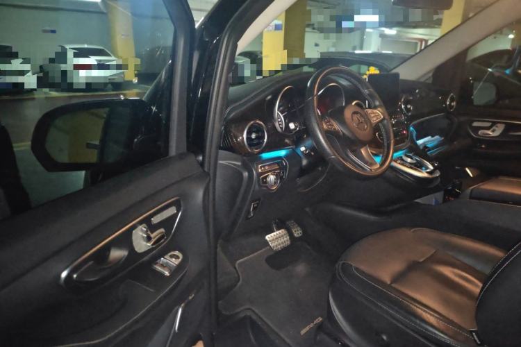 Used Mercedes-Benz V-Class 2018 V 260 Prestige Edition China VI Driver Seat