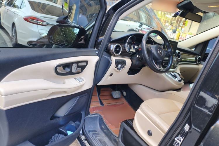 Used Mercedes-Benz V-Class 2018 V 260 Avantgarde Edition China V Driver Seat