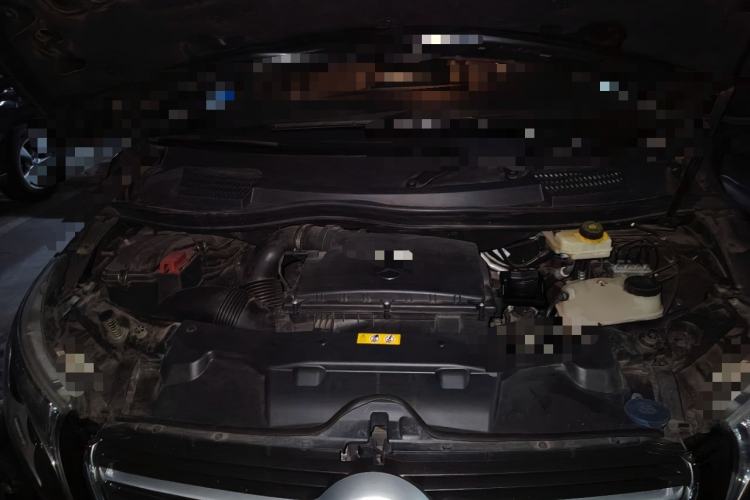 Used Mercedes-Benz V-Class 2018 V 260 Prestige Edition China VI Engine Bay