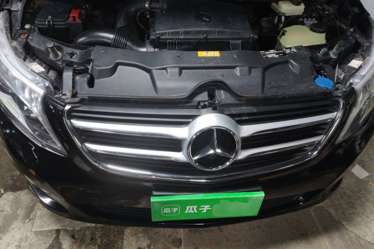Used Mercedes-Benz V-Class 2018 V 260 Avantgarde Edition China VI Engine Bay
