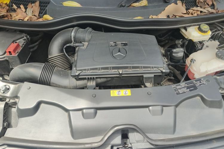 Used Mercedes-Benz V-Class 2018 V 260 L Prestige Extended Version China VI Engine Bay