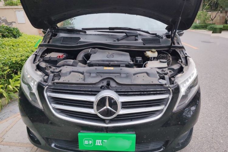 Used Mercedes-Benz V-Class 2018 V 260 L Prestige Extended Version China VI Engine Bay