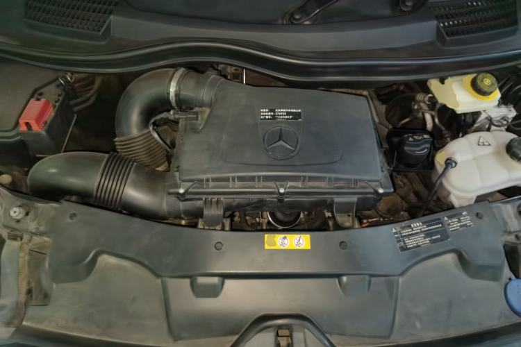Used Mercedes-Benz V-Class 2018 V 260 L Prestige Extended Version China VI Engine Bay