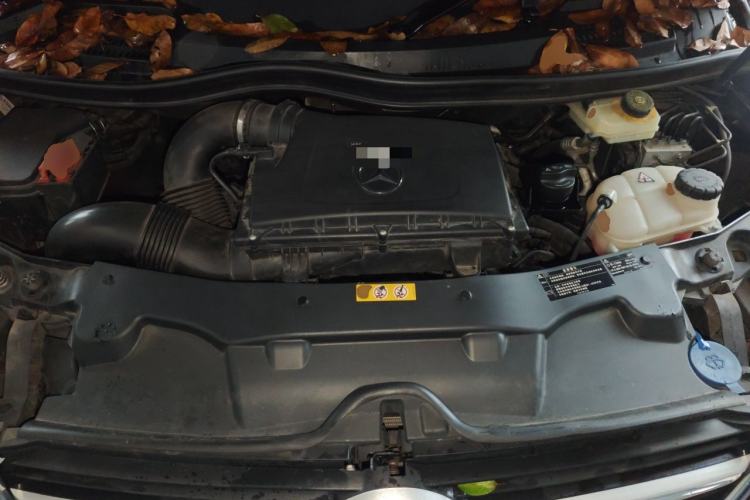Used Mercedes-Benz V-Class 2018 V 260 L Prestige Extended Version China VI Engine Bay