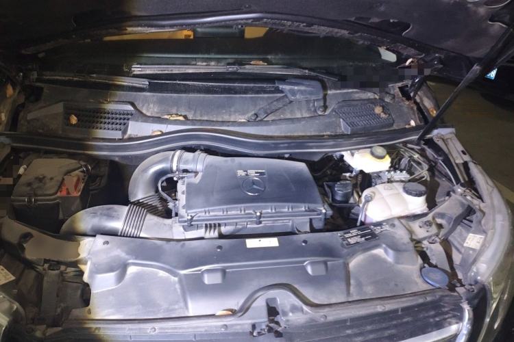 Used Mercedes-Benz V-Class 2018 V 260 Avantgarde Edition China VI Engine Bay