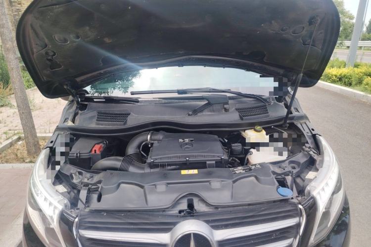 Used Mercedes-Benz V-Class 2018 V 260 Avantgarde Edition China VI Engine Bay