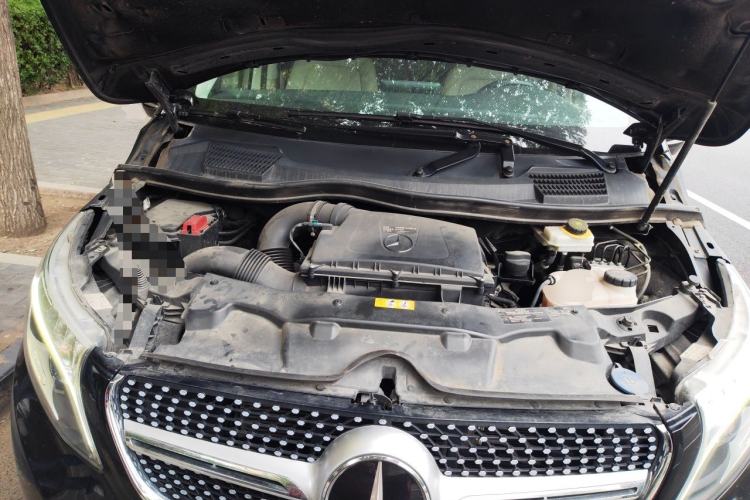 Used Mercedes-Benz V-Class 2018 V 260 L Prestige Extended Version China VI Engine Bay