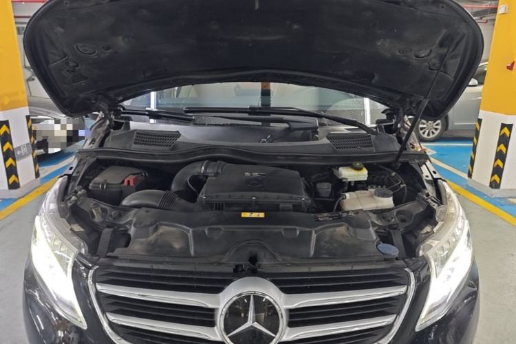 Used Mercedes-Benz V-Class 2018 V 260 Prestige Edition China VI Engine Bay