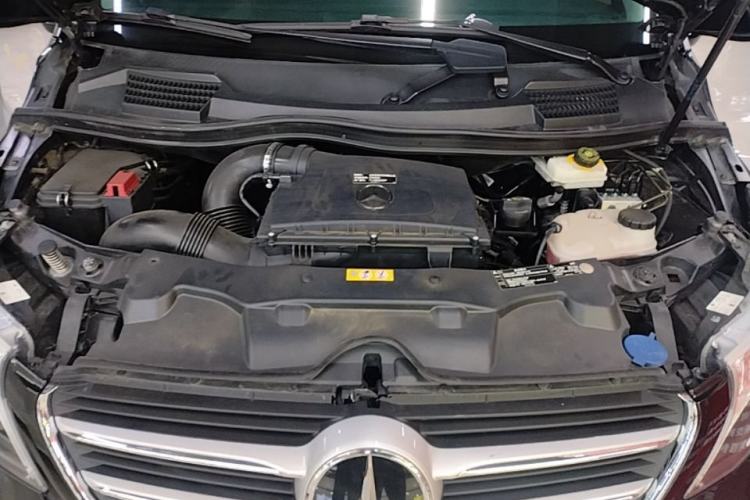 Used Mercedes-Benz V-Class 2018 V 260 L Prestige Extended Version China V Engine Bay