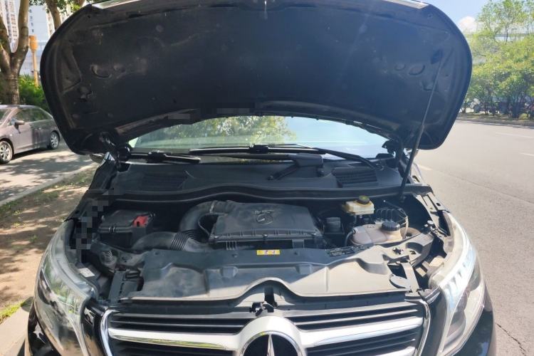 Used Mercedes-Benz V-Class 2018 V 260 Avantgarde Edition China VI Engine Bay