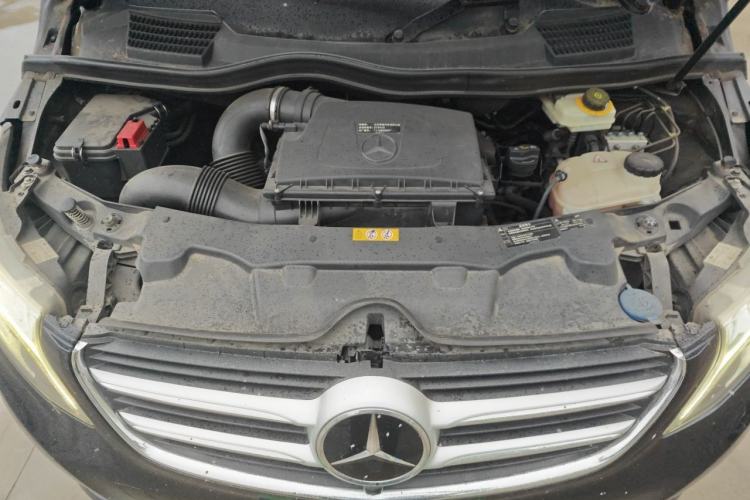Used Mercedes-Benz V-Class 2018 V 260 L Prestige Extended Version China VI Engine Bay