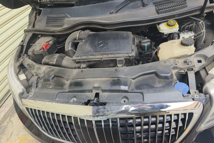 Used Mercedes-Benz V-Class 2018 V 260 L Prestige Extended Version China V Engine Bay