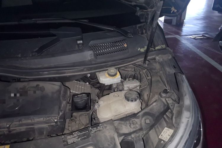 Used Mercedes-Benz V-Class 2018 V 260 Prestige Edition China V Engine Bay Left