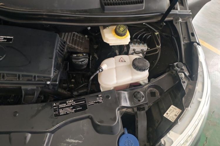 Used Mercedes-Benz V-Class 2018 V 260 L Prestige Extended Version China V Engine Bay Left